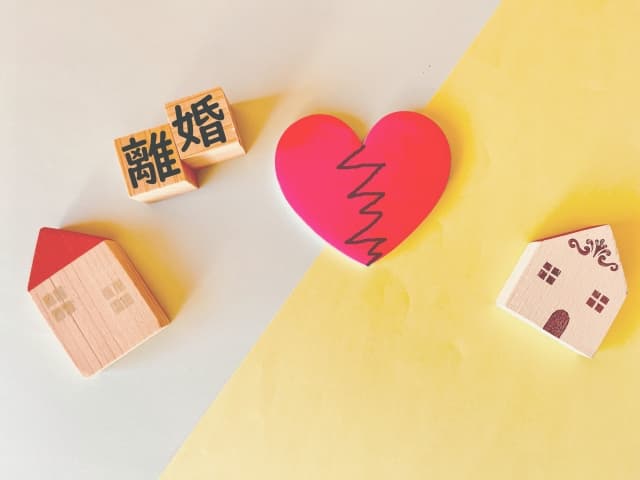 離婚時の不動産売却タイミングはいつ?注意点は?
